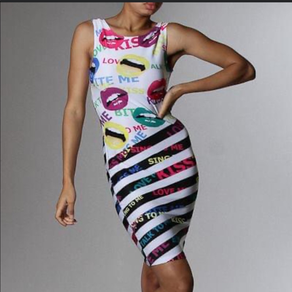 Kiss Me Sleeveless Dress